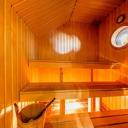 Airhome - Wooden Life Tallinn